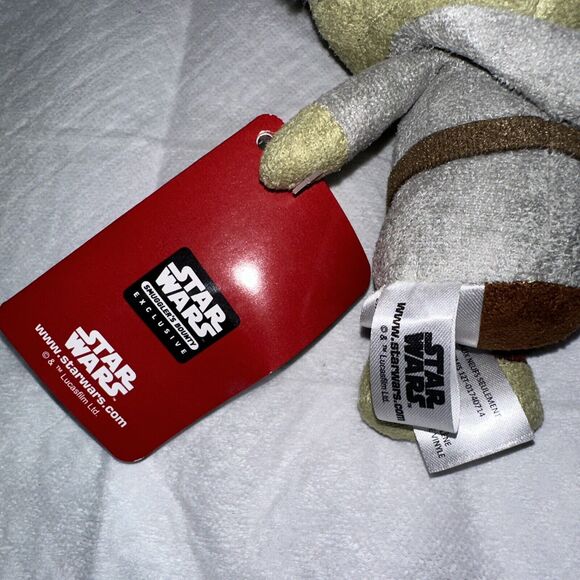 Funko Smugglers Bounty Exclusive Star Wars Yoda Galactic Plush Mm83 - Picture 5 of 6